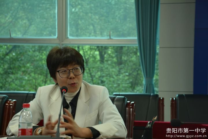 3钱晖老师发表退休感言.jpg